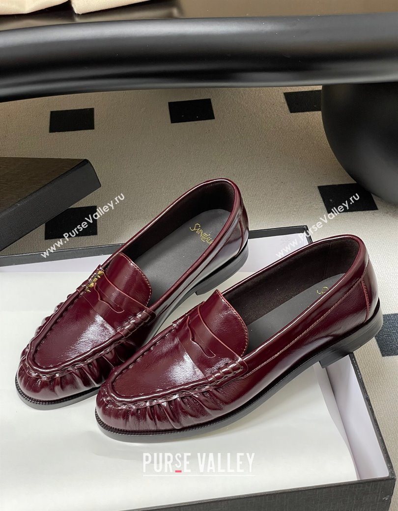 Saint Laurent Le Loafers Penny Slippers in Oil Leather Dark Burgundy 2025 7668790 (MD-251215008)