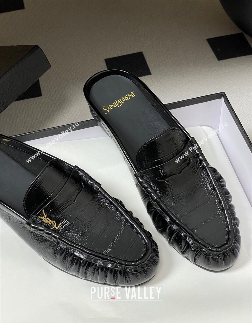Saint Laurent Le Loafer Mules in Eel Embossed Leather Black/Gold 2025 7668790 (MD-251215016)