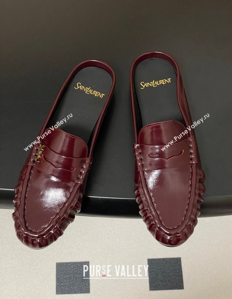 Saint Laurent Le Loafer Mules in Oil Leather Dark Burgundy 2025 7668790 (MD-251215022)