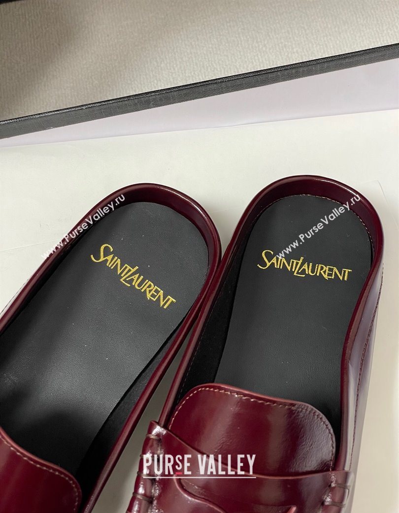 Saint Laurent Le Loafer Mules in Oil Leather Dark Burgundy 2025 7668790 (MD-251215022)