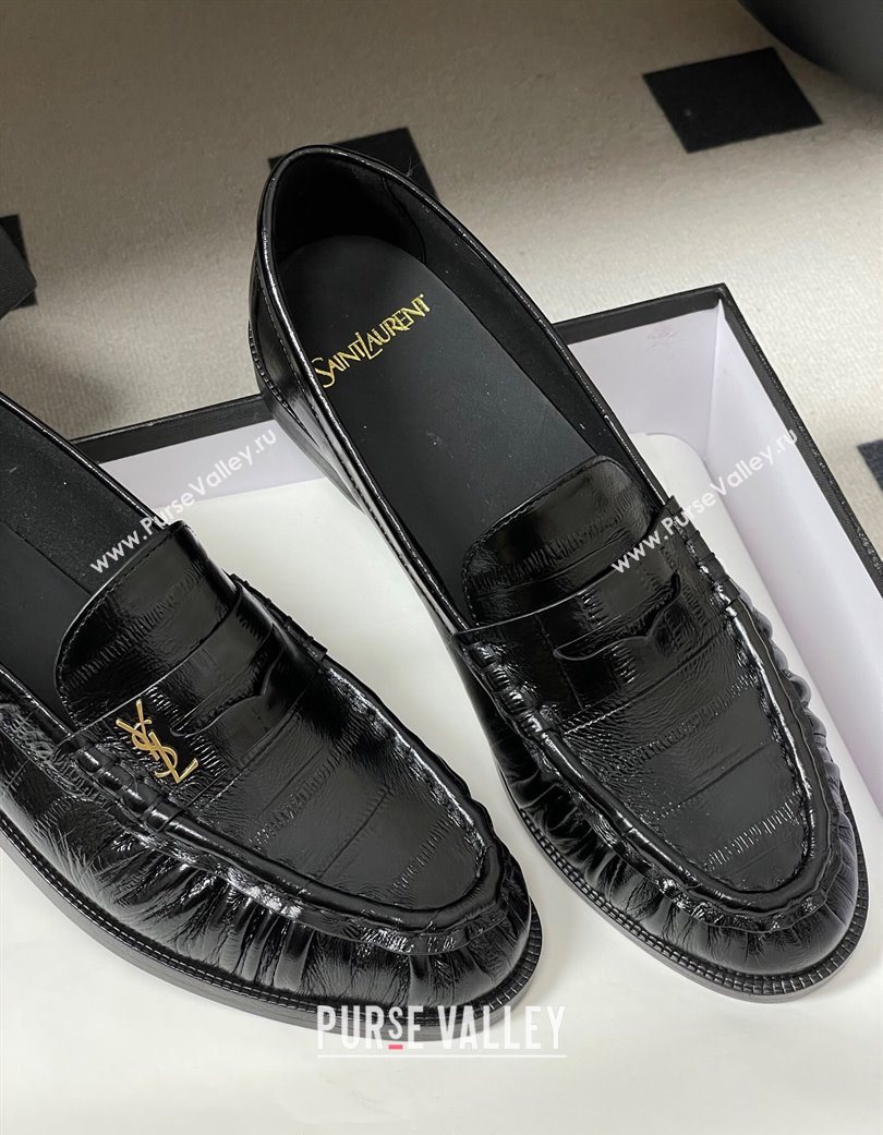 Saint Laurent Le Loafers Penny Slippers in Eel Embossed Leather Black/Gold 2025 7668790 (MD-251215001)