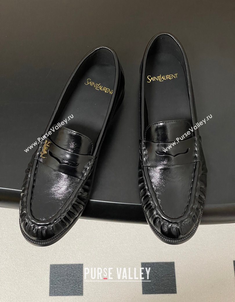 Saint Laurent Le Loafers Penny Slippers in Oil Leather Black/Gold 2025 7668790 (MD-251215007)