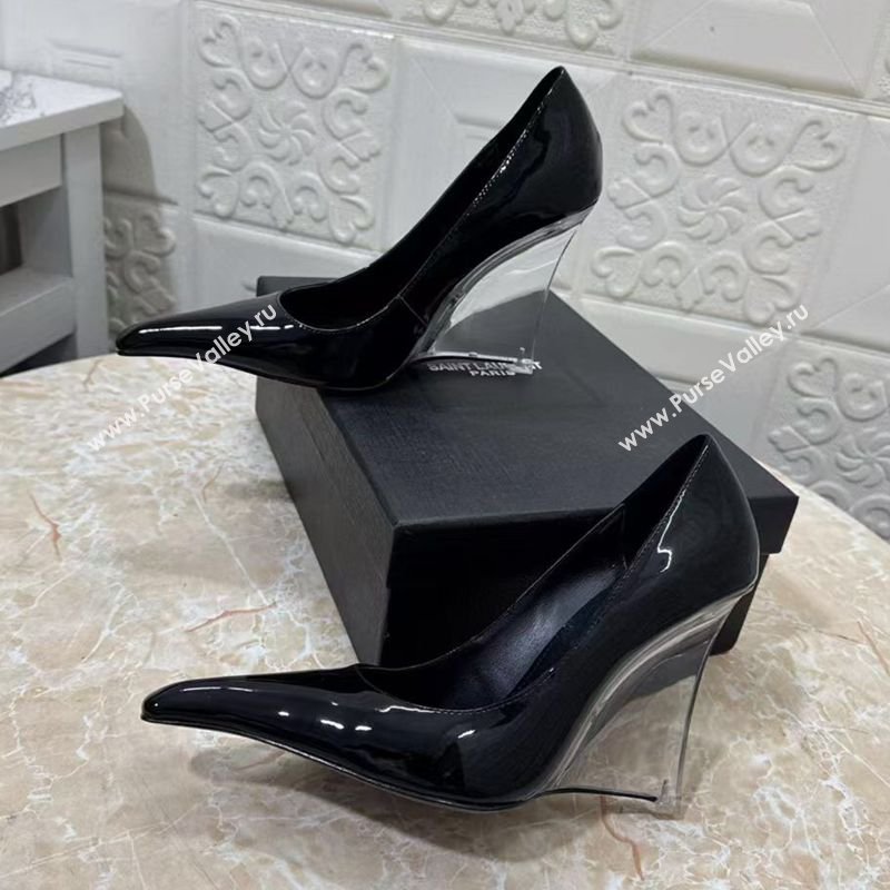 Saint Laurent Patent Leather Wedge Pumps 10.5cm with Clear Heel Black 2026 SL022405 (MD-260224120)