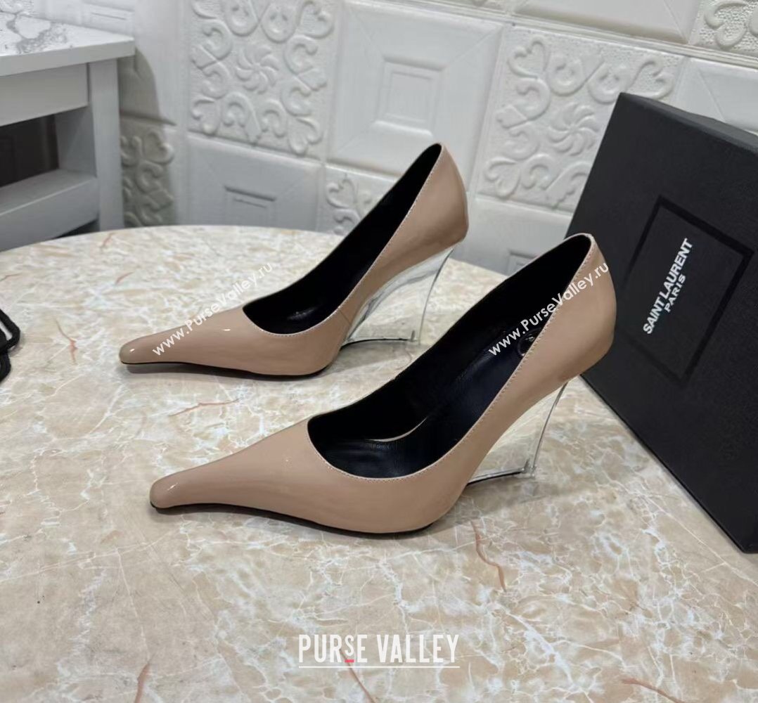 Saint Laurent Patent Leather Wedge Pumps 10.5cm with Clear Heel Nude 2026 SL022405 (MD-260224124)