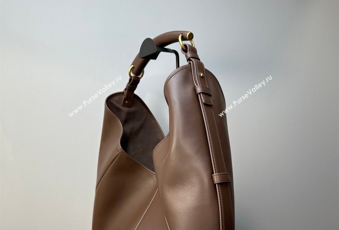 Saint Laurent MOMBASA large hobo bag in Leather Coffee Brown 2026 848811 (MHUI-260403088)