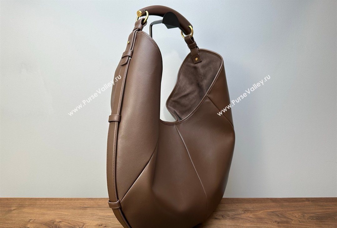 Saint Laurent MOMBASA large hobo bag in Leather Coffee Brown 2026 848811 (MHUI-260403088)
