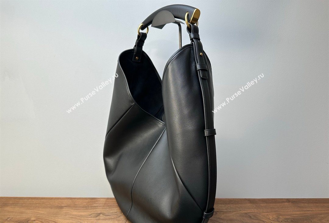 Saint Laurent MOMBASA large hobo bag in Leather Black 2026 848811 (MHUI-260403089)