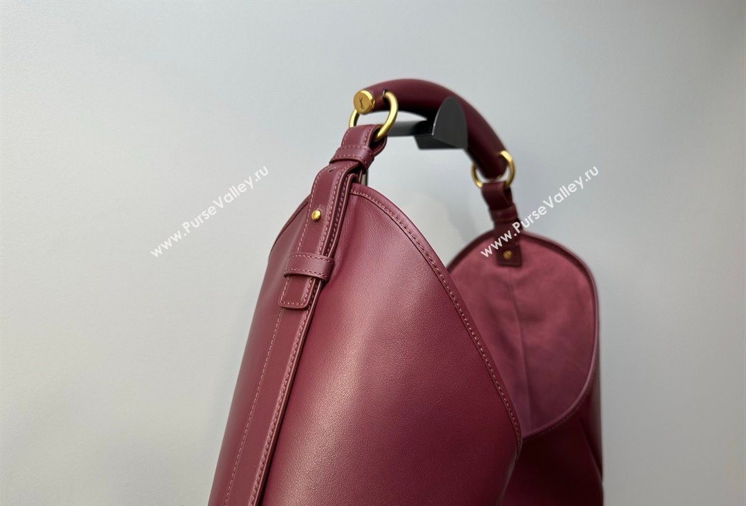 Saint Laurent MOMBASA large hobo bag in Leather Burgundy 2026 848811 (MHUI-260403090)