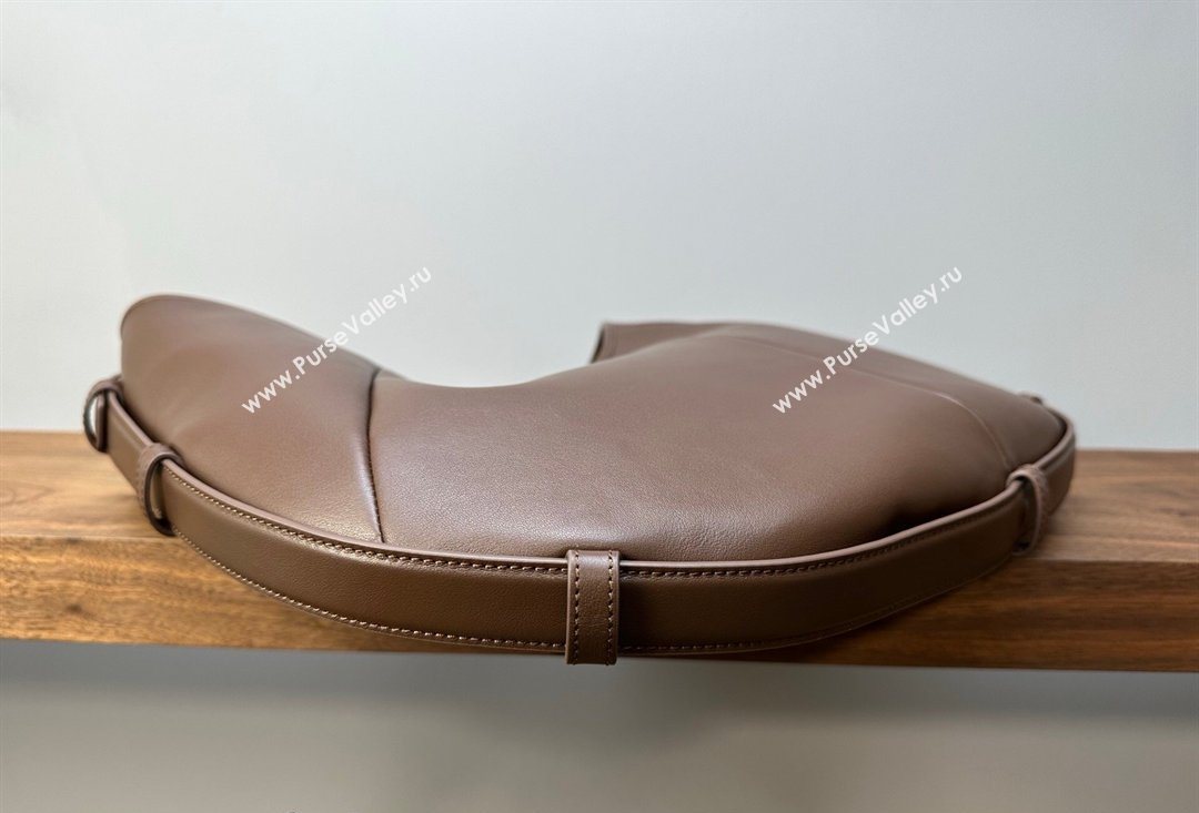 Saint Laurent MOMBASA Medium hobo bag in Leather Coffee Brown 2026 862029 (MHUI-260403091)