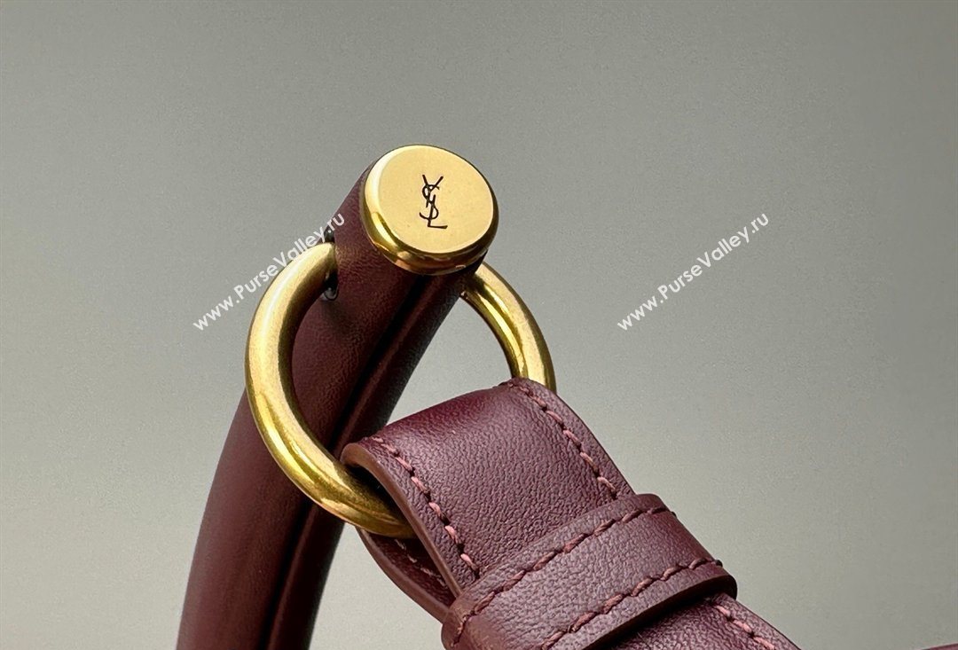 Saint Laurent MOMBASA Medium hobo bag in Leather Burgundy 2026 862029 (MHUI-260403093)