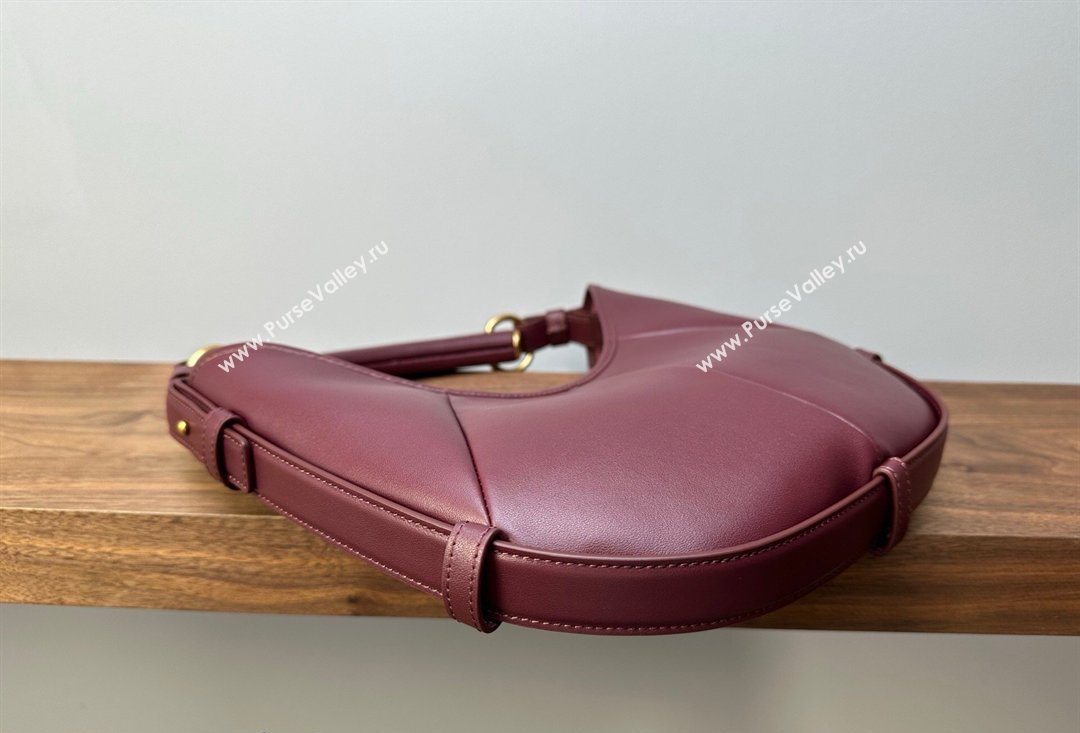 Saint Laurent MOMBASA Small hobo bag in Leather Burgundy 2026 851432 (MHUI-260403094)