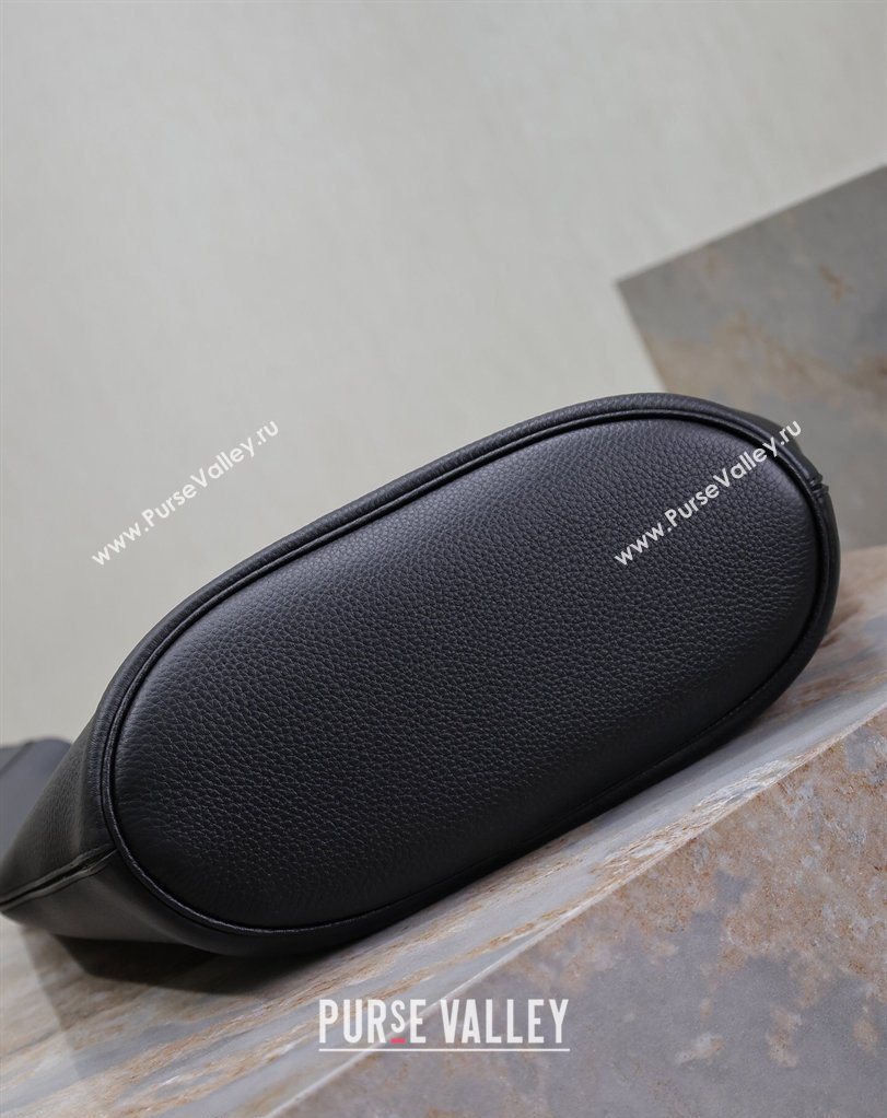 Saint Laurent LE 5 À 7 Supple Large Hobo Bag in Grained Leather 753823 Black 2026 (MHUI-260403120)