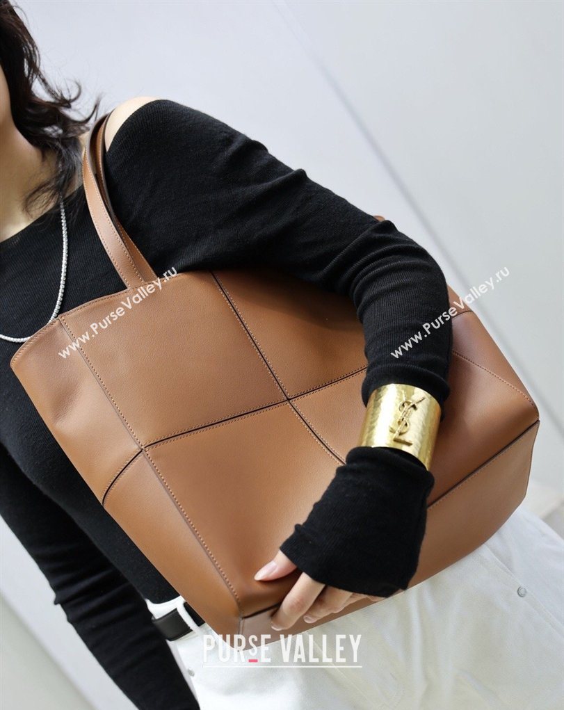 Saint Laurent Paris Small 4 Carre Tote Bag in Leather Toasted Brown 2026 863959 (MHUI-260407008)