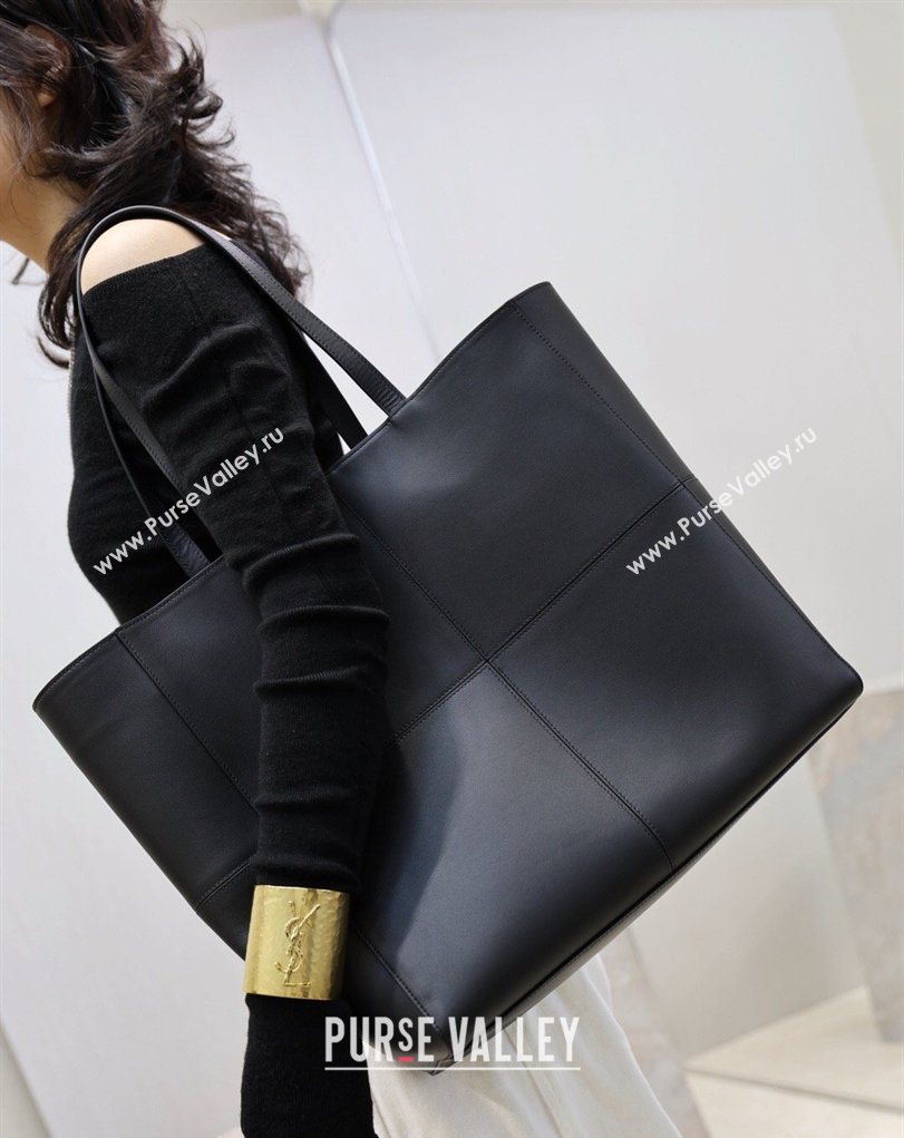 Saint Laurent Paris 4 Carre Tote Bag in Leather Black 2026 862368 (MHUI-260407009)