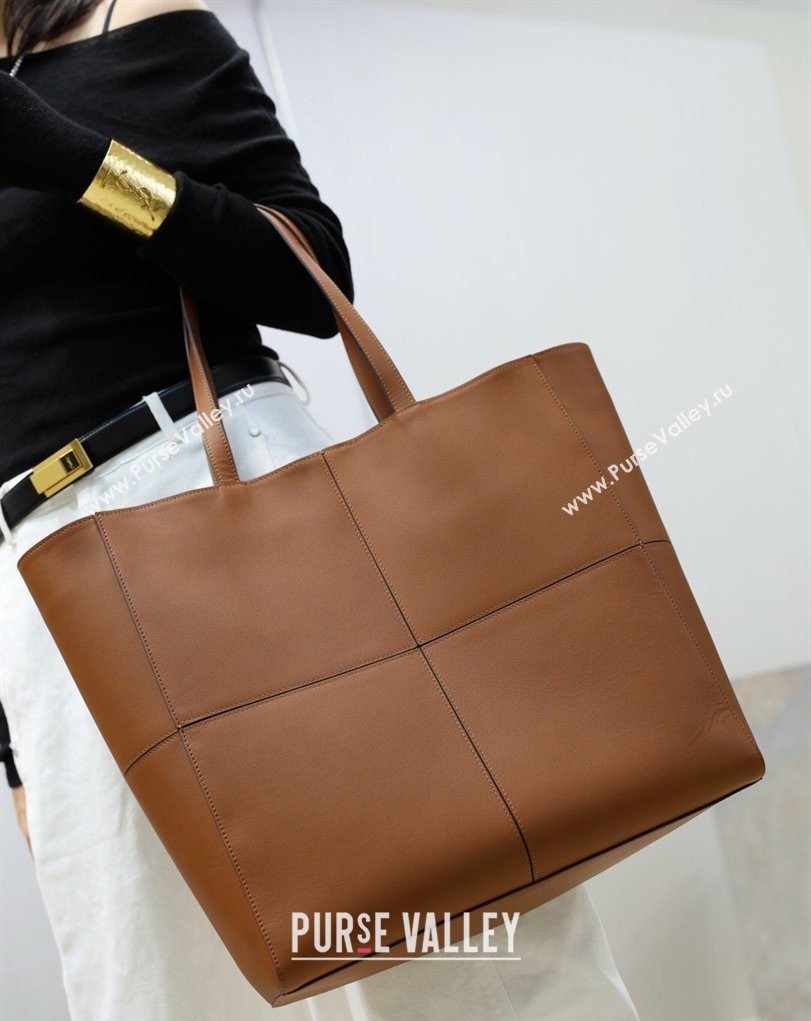 Saint Laurent Paris 4 Carre Tote Bag in Leather Toasted Brown 2026 862368 (MHUI-260407010)