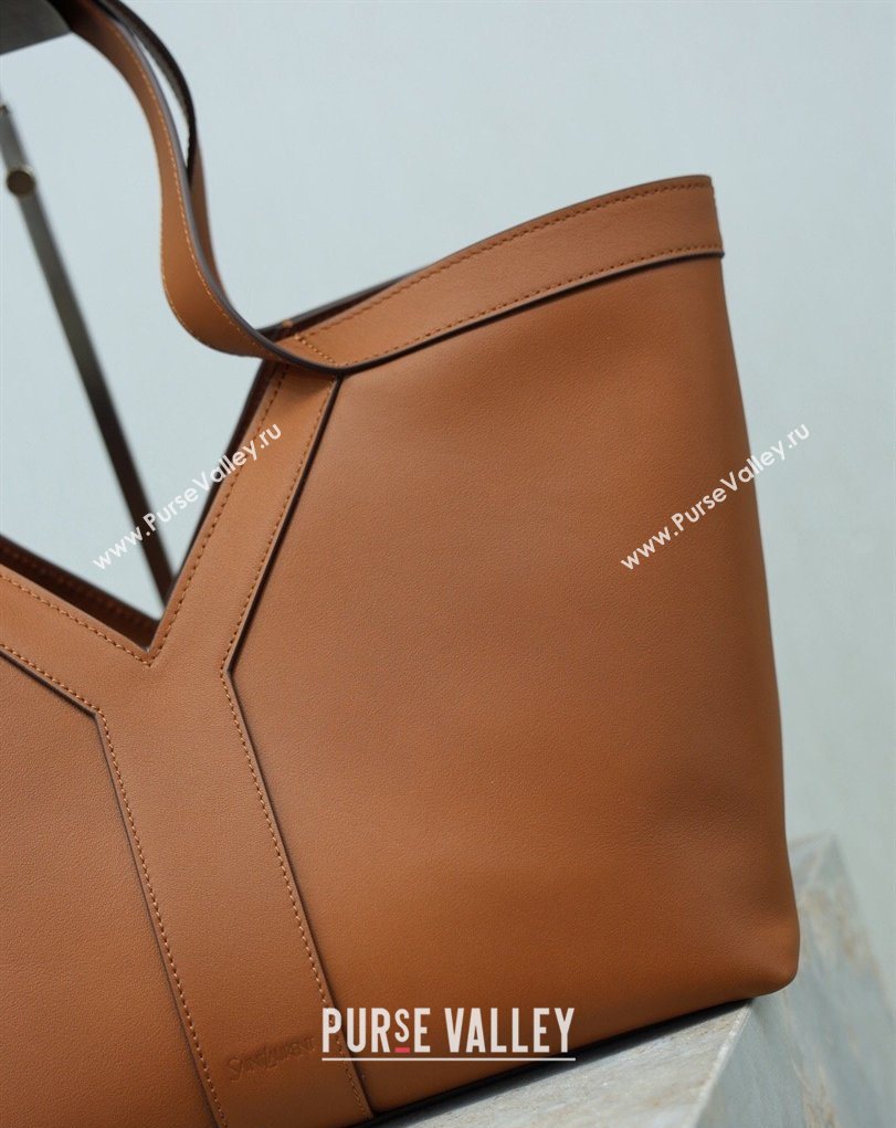 Saint Laurent Y small tote bag in leather Brown 2026 835274 (MHUI-260407016)