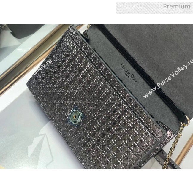 Dior 30 Montaigne Metallic Calfskin 2-in-1 Pouch With Micro-cannage Motif Grey 2020 (XXG-20051340)