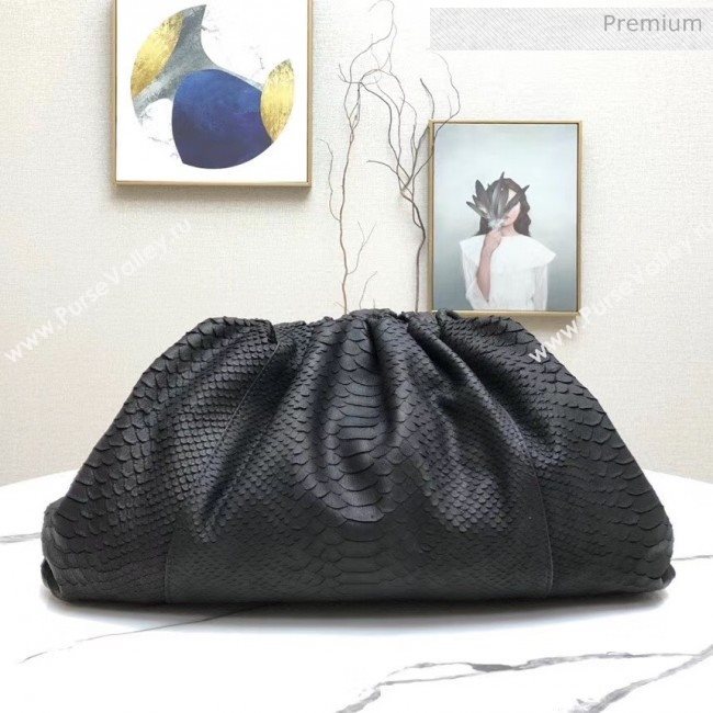 Bottega Veneta The Pouch Soft Oversize Clutch Bag in Python Leather Black 2020 (MS-20060447)