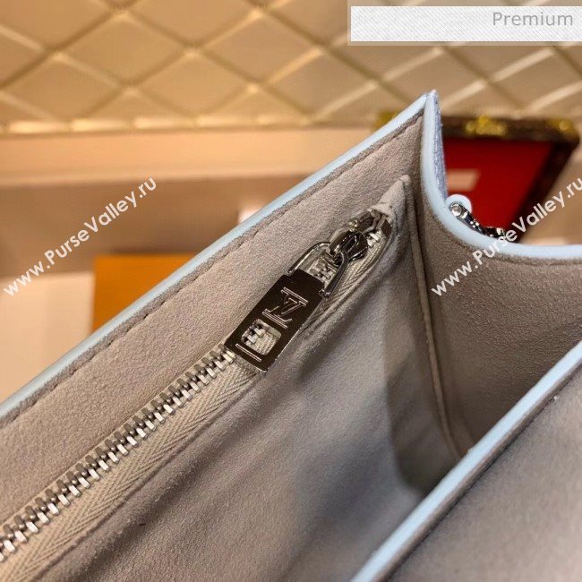 Louis Vuitton Lockme Clutch/Shoulder Bag in Grained Calfskin M56136 Light Blue 2020 (KI-20061918)