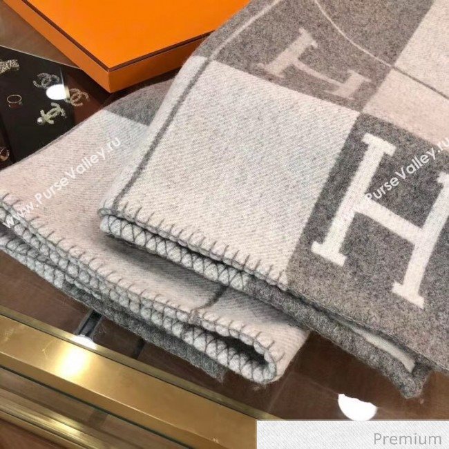 Herems Wool & Cashmere Avalon III Throw Blanket Light Grey 2020 (WTZ-20070766)