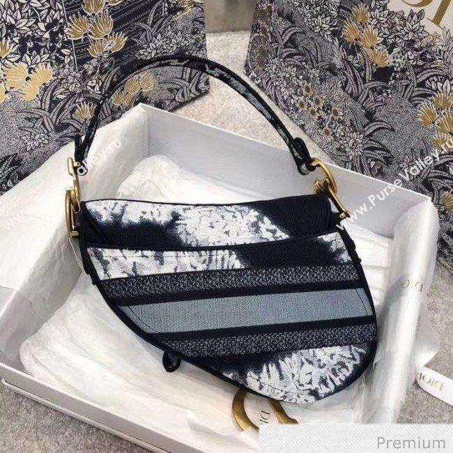 Dior Blue Multicolor Tie & Dior Embroidery Saddle Bag 2020 (BF-20071061)
