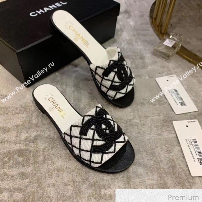 Chanel Pearl Check Embroidered Slide Sandals White/Black 2020 (MD-20070839)