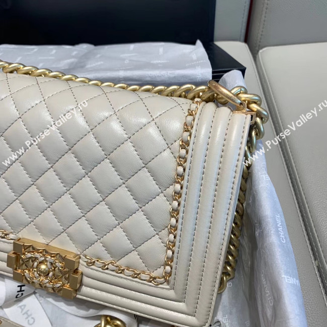 BOY CHANEL flap bag A67086 white