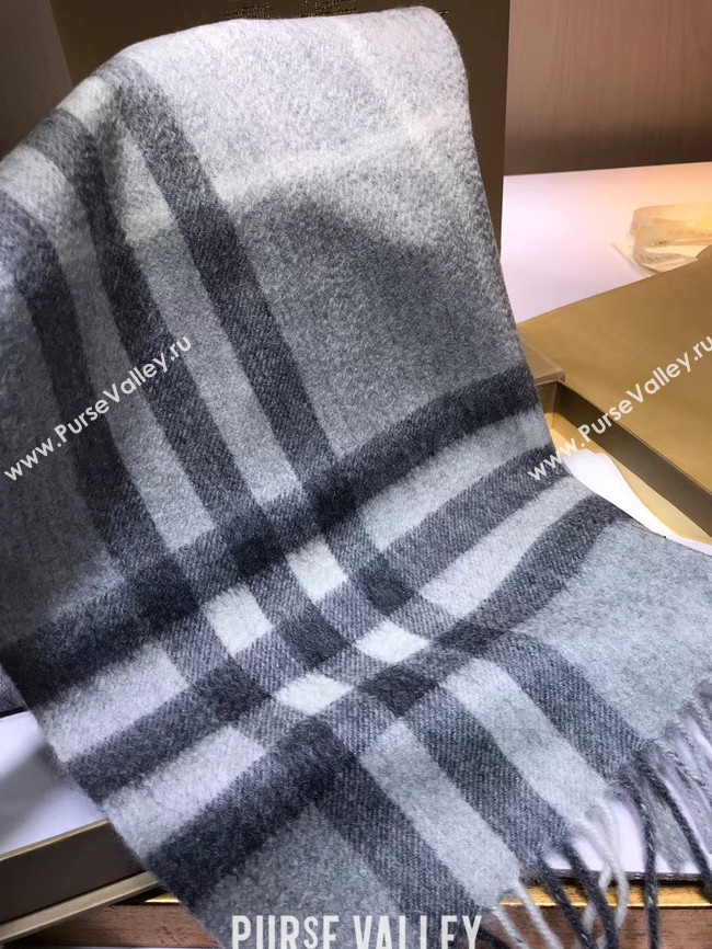 Burberry Cashmere Classic Scarf 3605