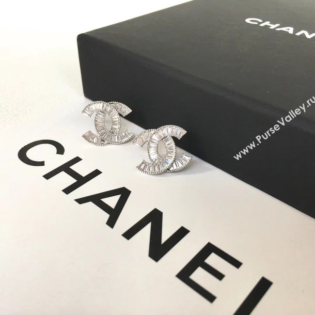 Chanel Earrings CE4668