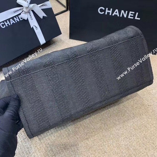 Chanel Shopping bag A66941 dark blue