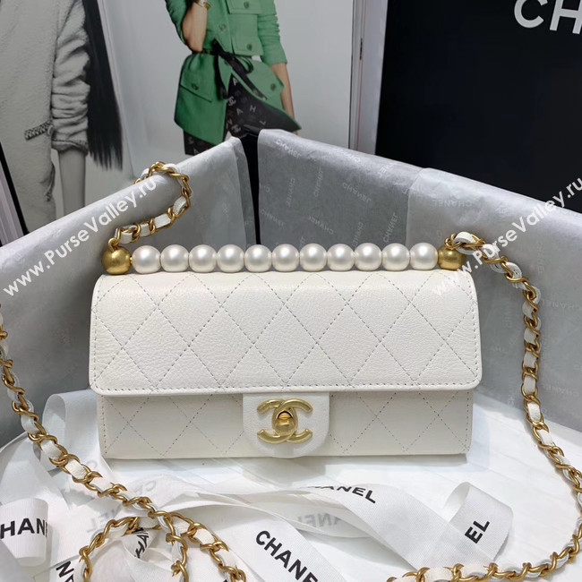 Chanel flap bag AP1001 white