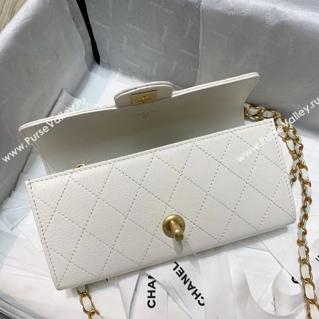 Chanel flap bag AP1001 white