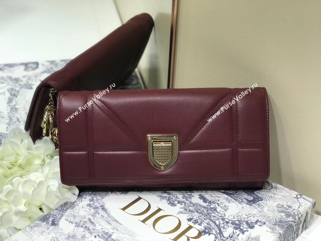 DIOR CLUTCH gold-tone metal C1040A Bordeaux