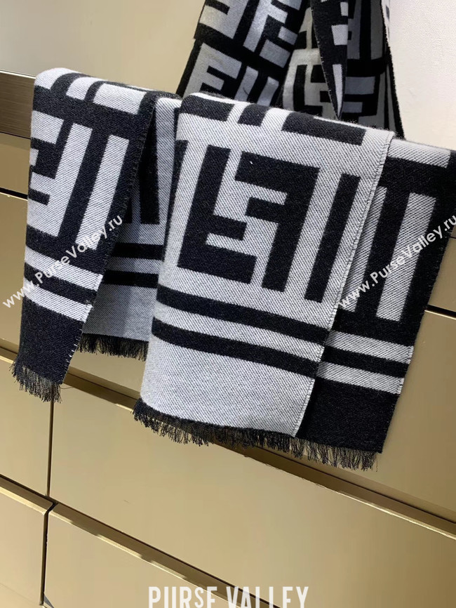 Fendi Cashmere scarf 77851