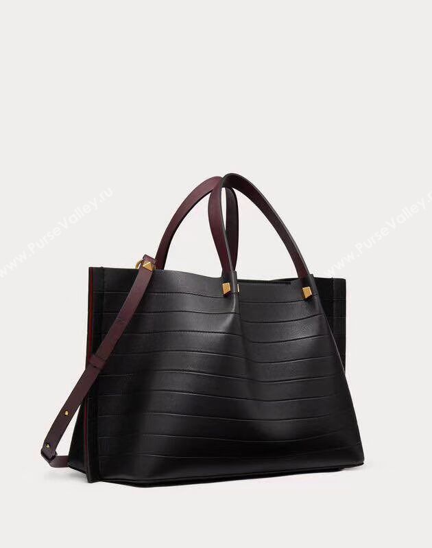 VALENTINO Origianl Leather Bag Bar Embossing V0099F Black