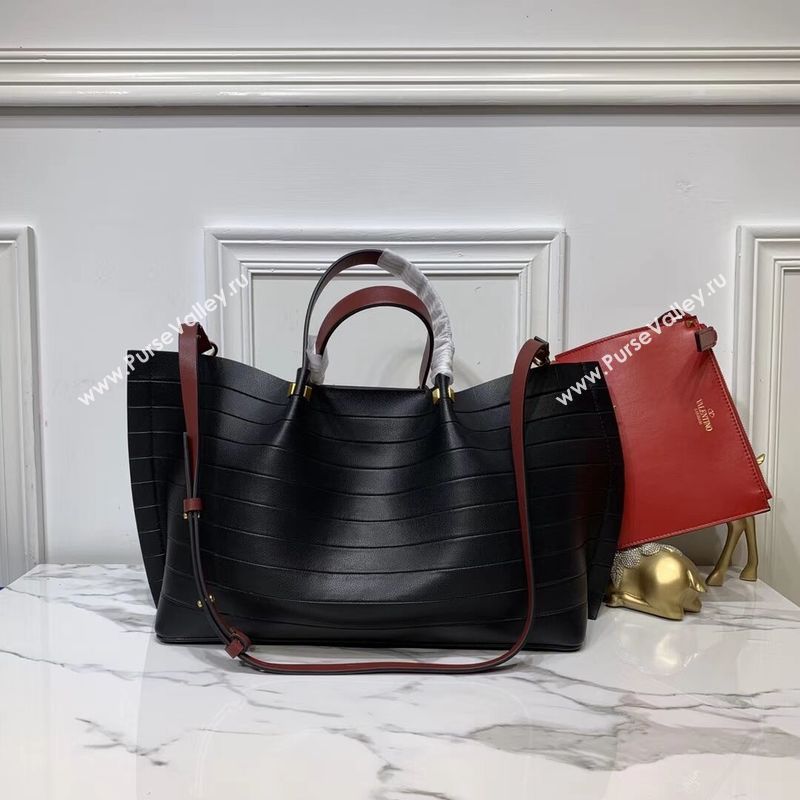 VALENTINO Origianl Leather Bag Bar Embossing V0099F Black