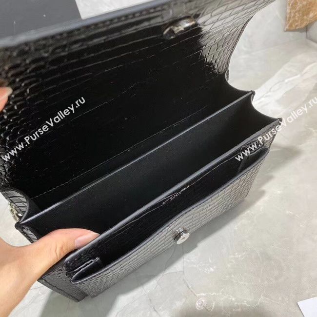 Yves Saint Laurent Calfskin Leather Shoulder Bag Y542206A Black&silver-Tone Metal